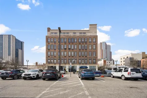 25 Leroy Place New Rochelle NY 10805