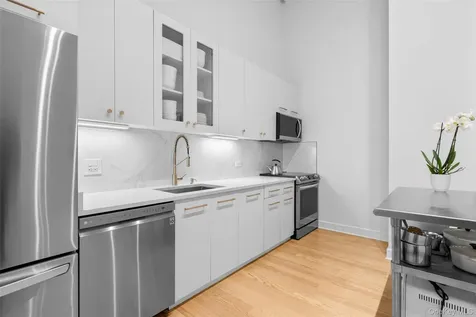 25 Leroy Place New Rochelle NY 10805