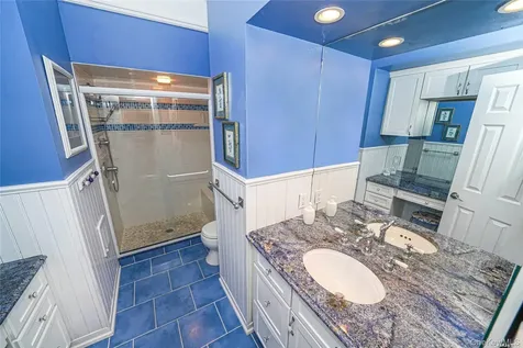 40 Stirling Cove Greenport NY 11944