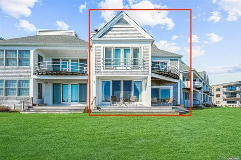 40 Stirling Cove Greenport NY 11944