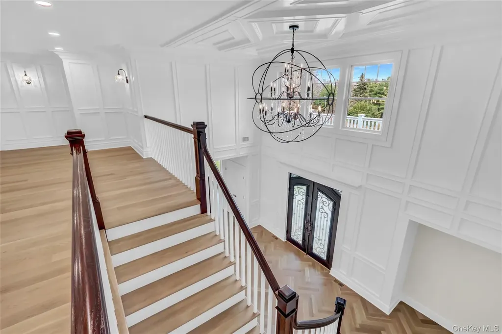 541 Split Rock Road Syosset NY 11791