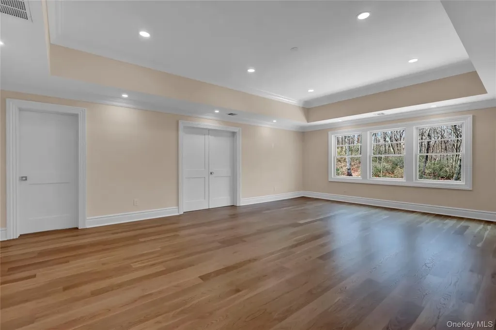 541 Split Rock Road Syosset NY 11791