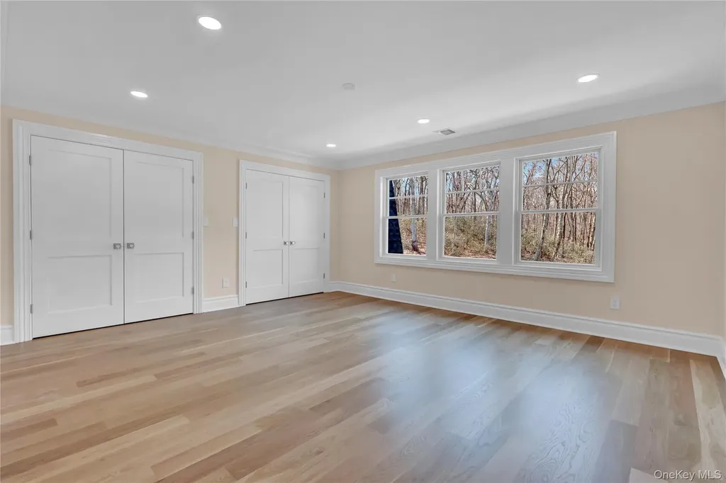 541 Split Rock Road Syosset NY 11791