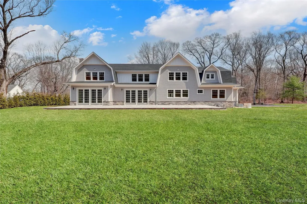 541 Split Rock Road Syosset NY 11791