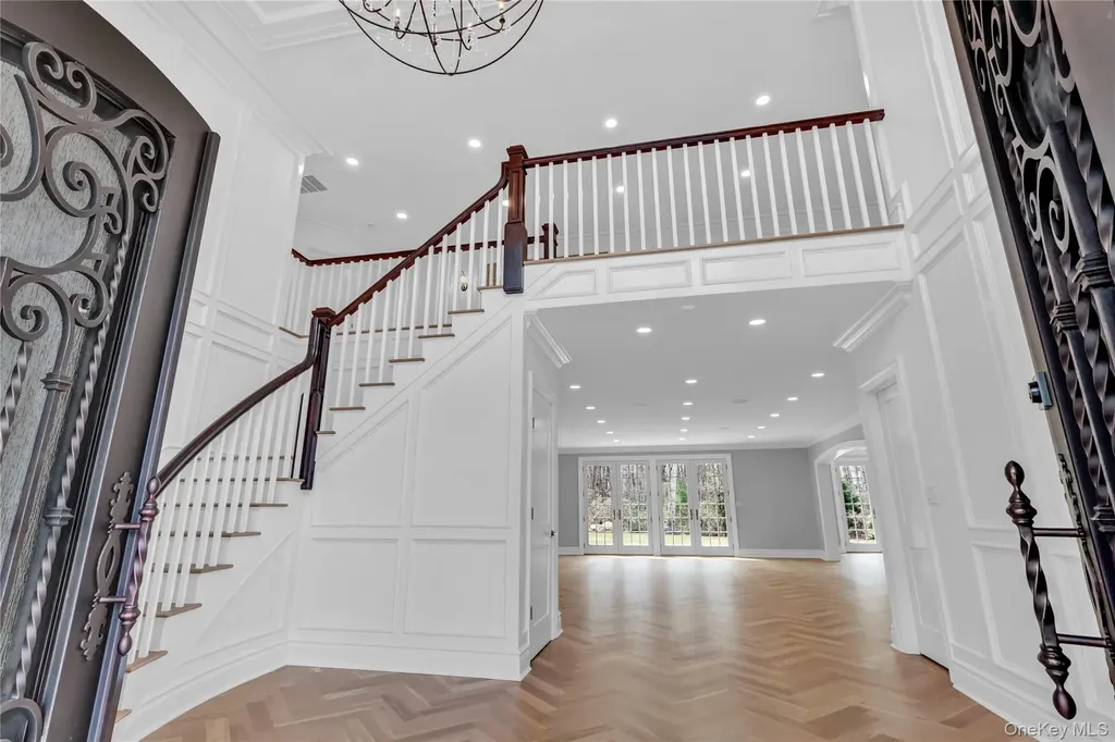 541 Split Rock Road Syosset NY 11791