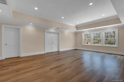 541 Split Rock Road Syosset NY 11791