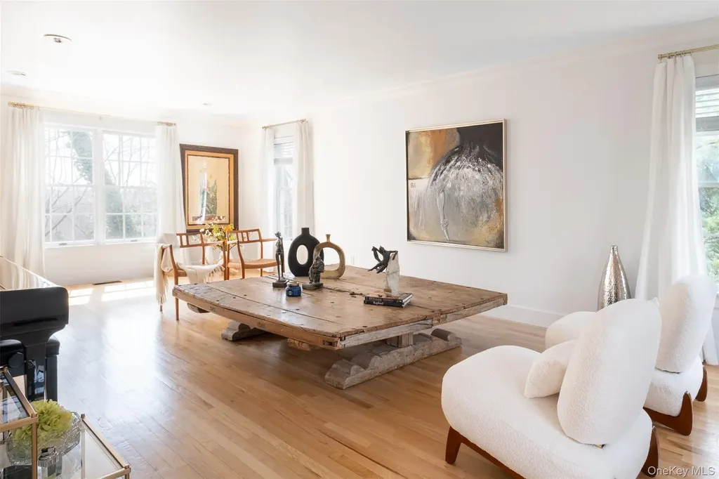 80 Deerhurst Road Scarsdale NY 10583