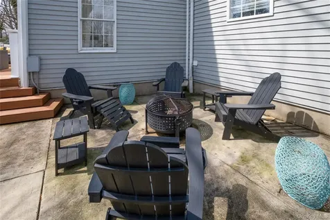 80 Deerhurst Road Scarsdale NY 10583