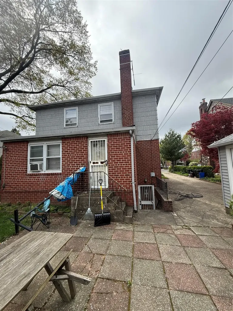 45-63 189th Street Flushing NY 11358