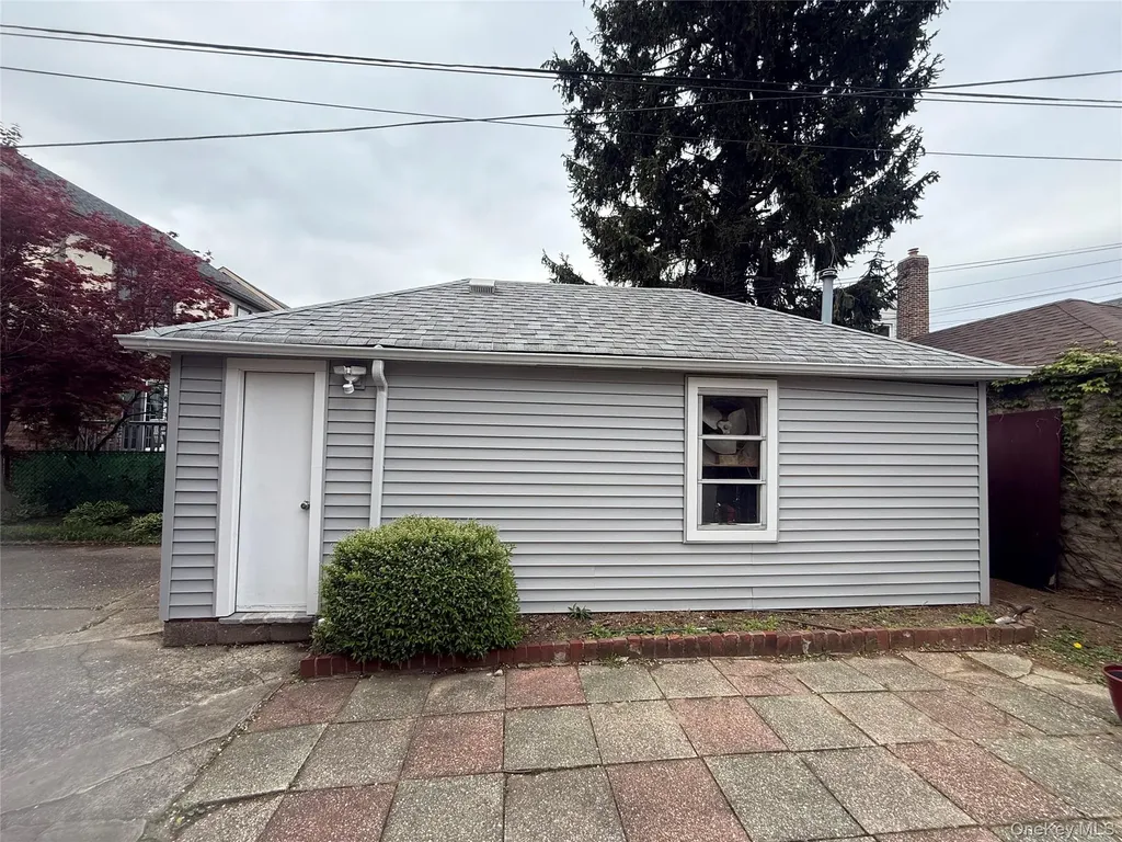 45-63 189th Street Flushing NY 11358