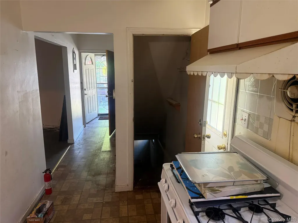 45-63 189th Street Flushing NY 11358