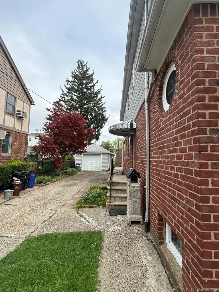 45-63 189th Street Flushing NY 11358