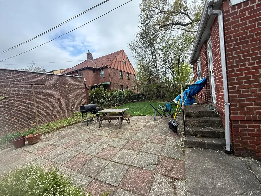 45-63 189th Street Flushing NY 11358