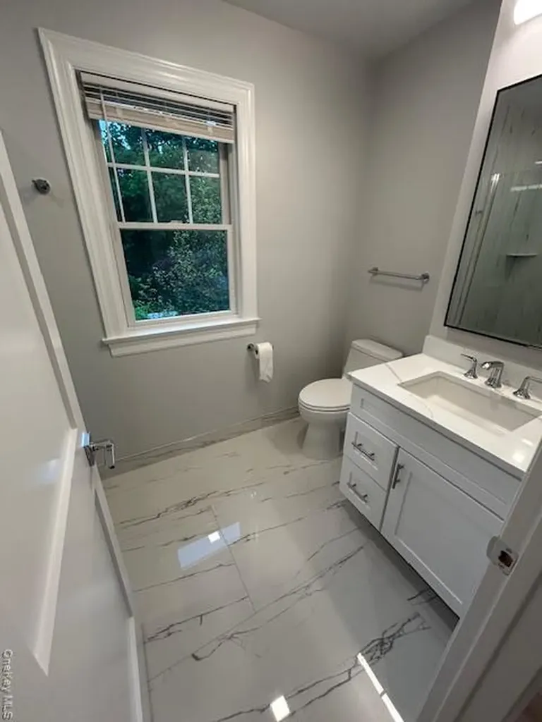 61 Adelphi Avenue Harrison NY 10528