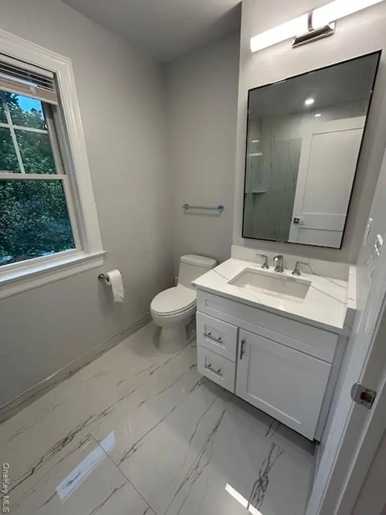 61 Adelphi Avenue Harrison NY 10528
