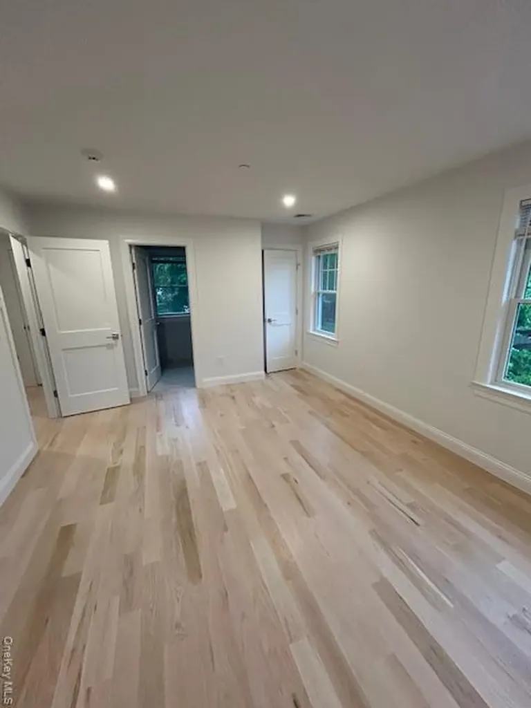 61 Adelphi Avenue Harrison NY 10528
