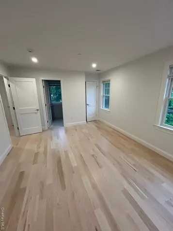 61 Adelphi Avenue Harrison NY 10528