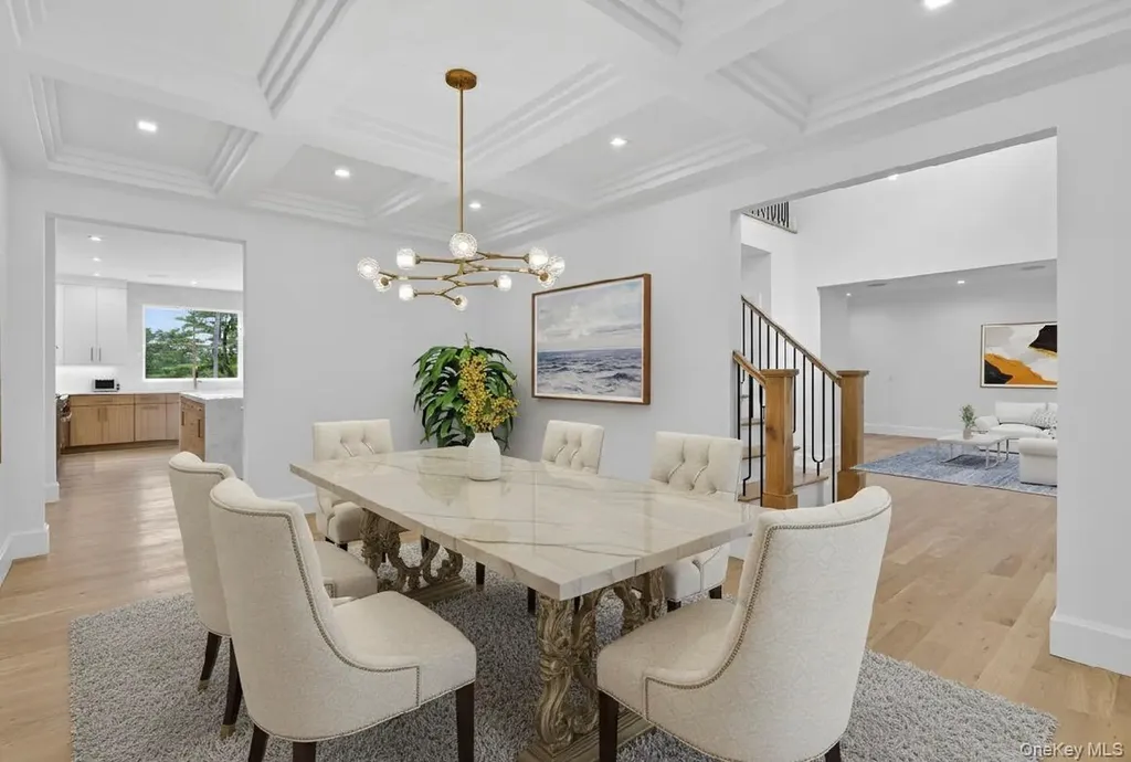 32 Pine Road Syosset NY 11791