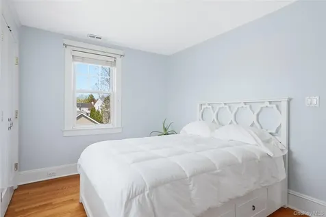 96 Indian Road Port Chester NY 10573
