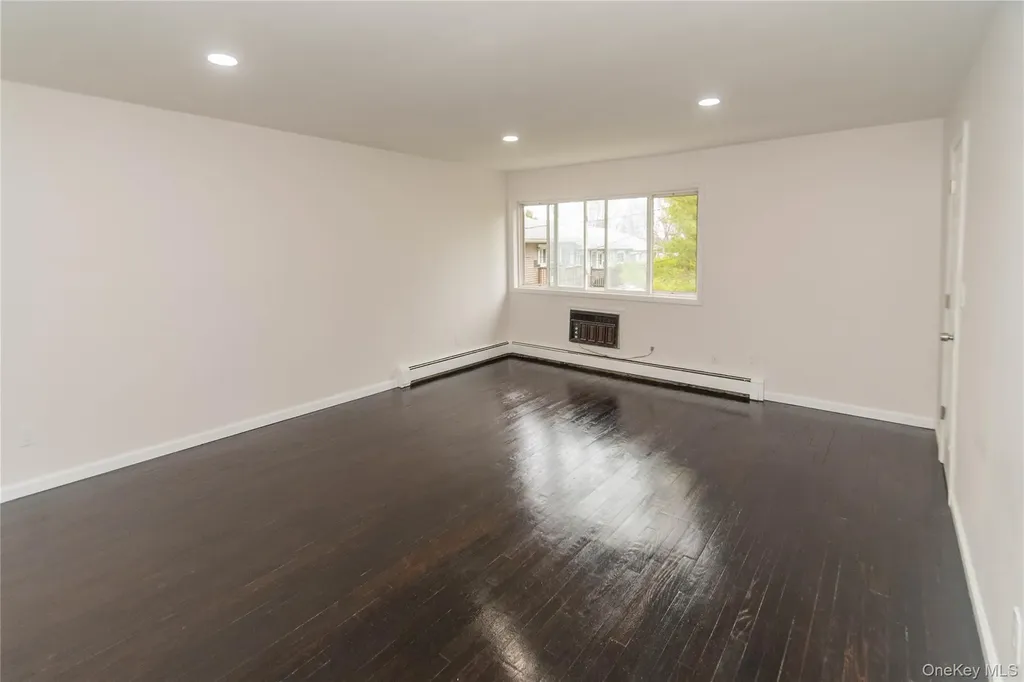 11 Fishkill Glen Fishkill NY 12524