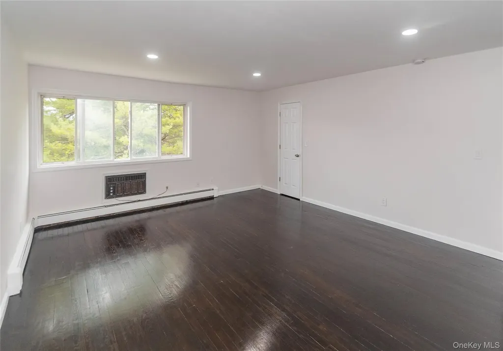 11 Fishkill Glen Fishkill NY 12524