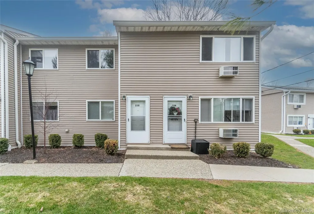 11 Fishkill Glen Fishkill NY 12524