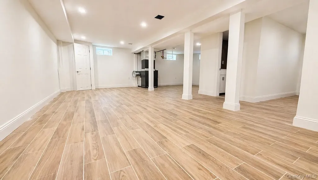 207 Wright Street Westbury NY 11590