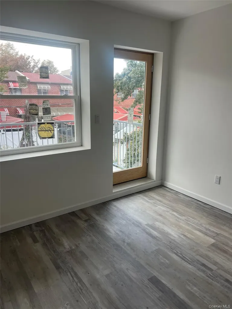 518 Thatford Avenue Brooklyn NY 11212