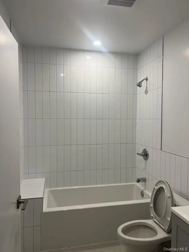 518 Thatford Avenue Brooklyn NY 11212