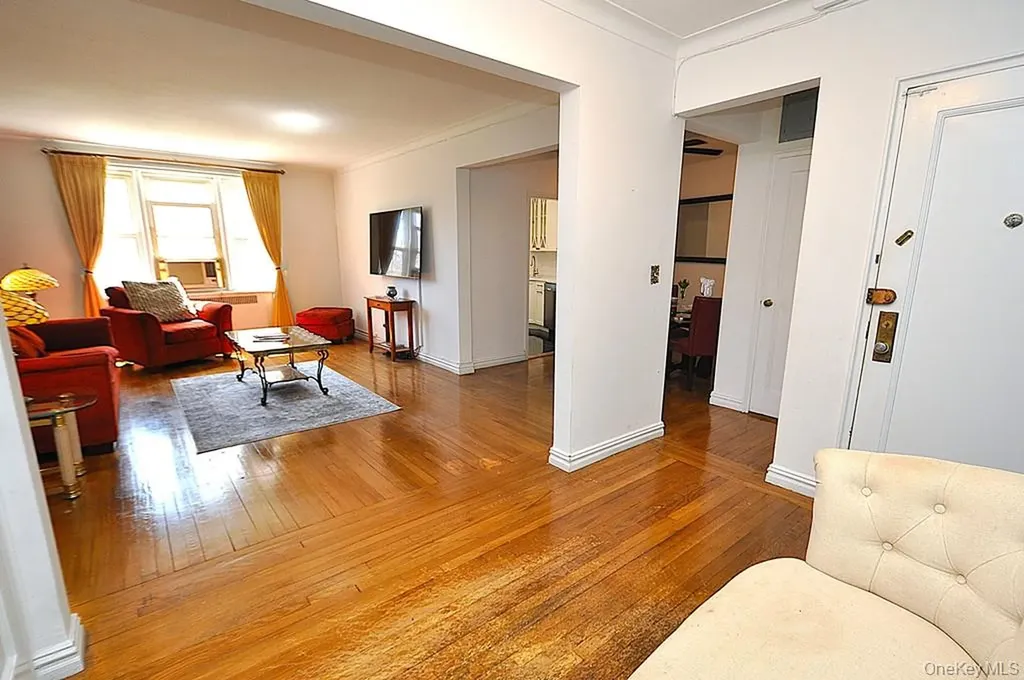 949 Palmer Road Bronxville NY 10708