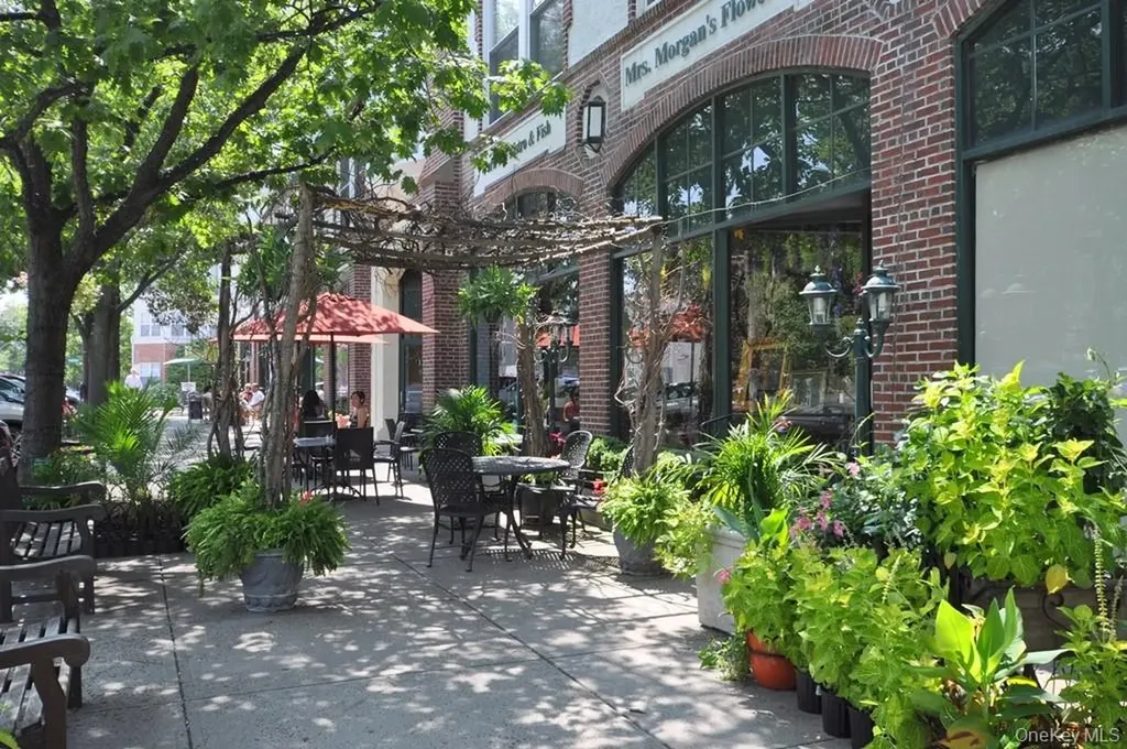 949 Palmer Road Bronxville NY 10708
