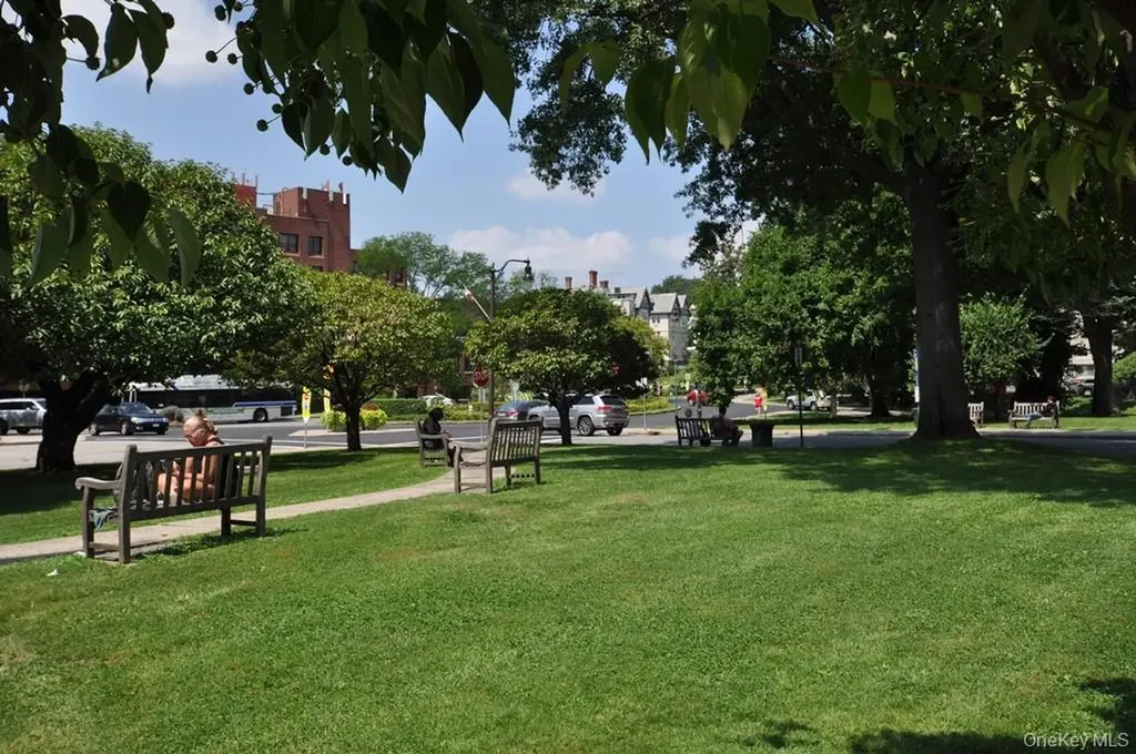 949 Palmer Road Bronxville NY 10708