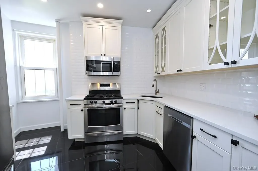 949 Palmer Road Bronxville NY 10708