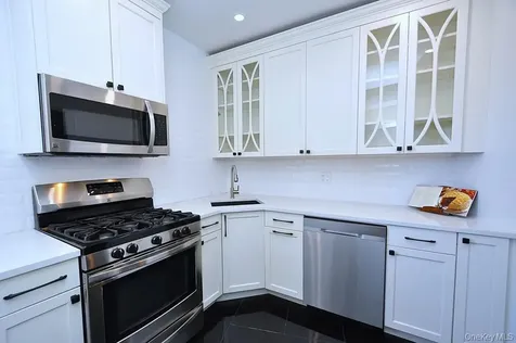 949 Palmer Road Bronxville NY 10708