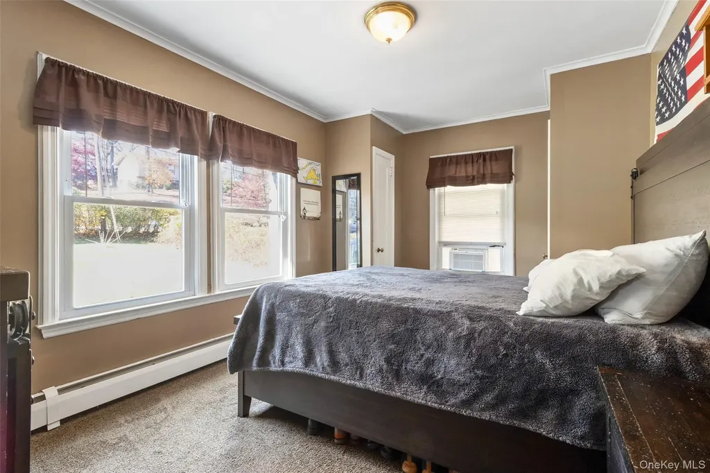 16 Hillside Terrace Mahopac NY 10541
