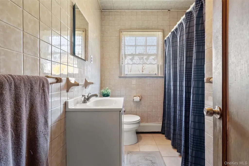 16 Hillside Terrace Mahopac NY 10541