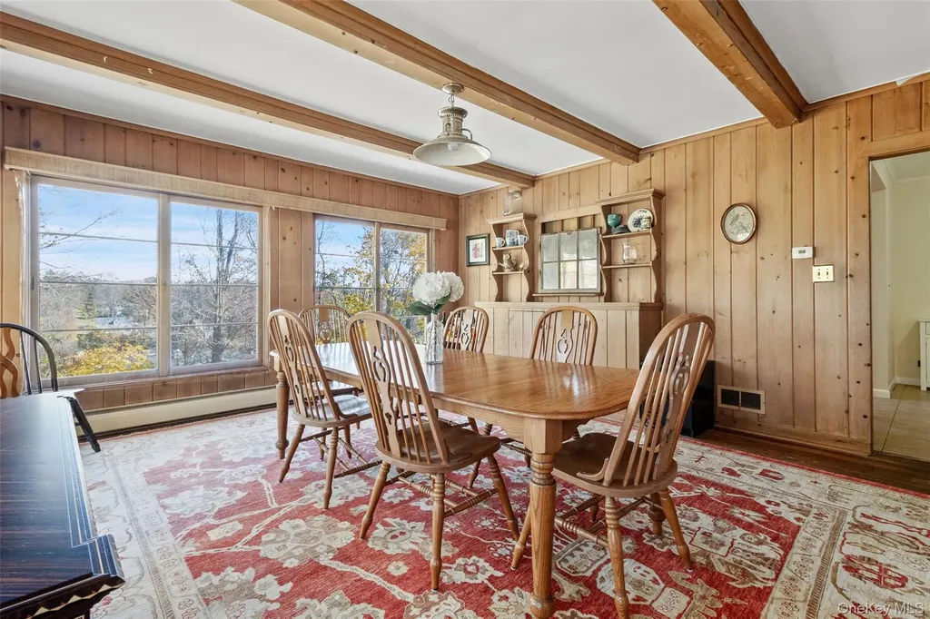 16 Hillside Terrace Mahopac NY 10541