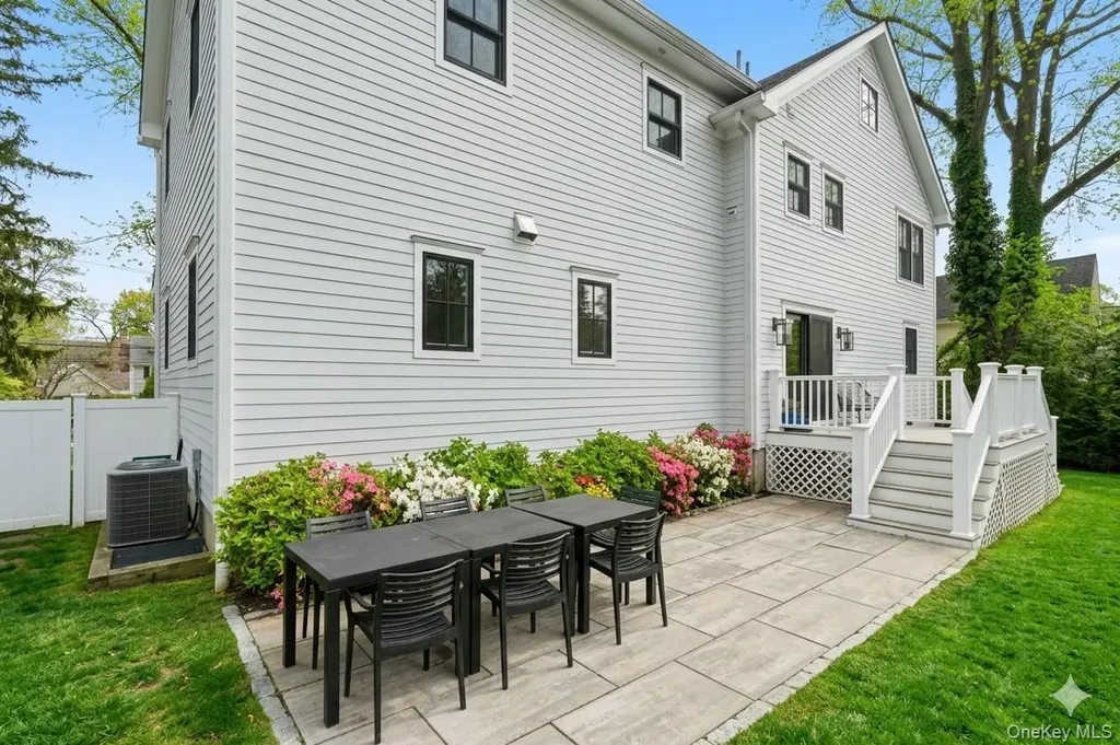 72 Valley Terrace Rye Brook NY 10573