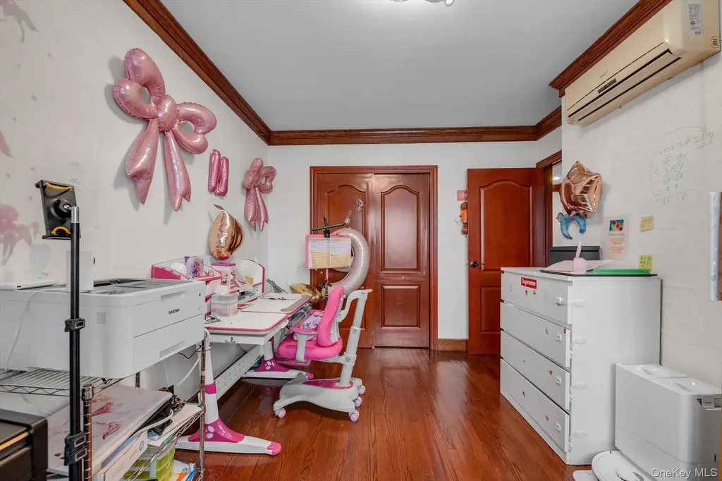 6906 Fresh Meadow Lane Fresh Meadows NY 11365