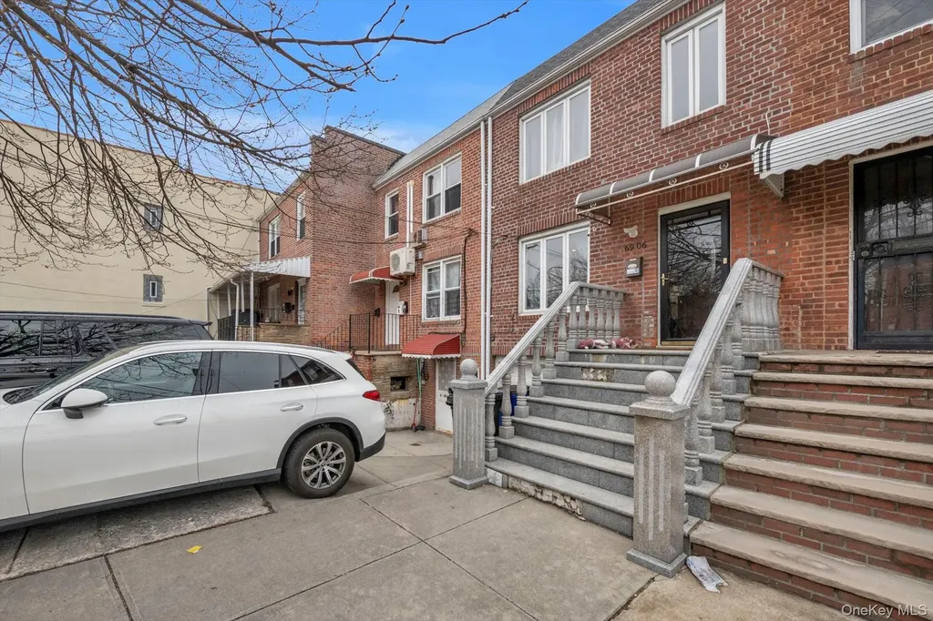 6906 Fresh Meadow Lane Fresh Meadows NY 11365