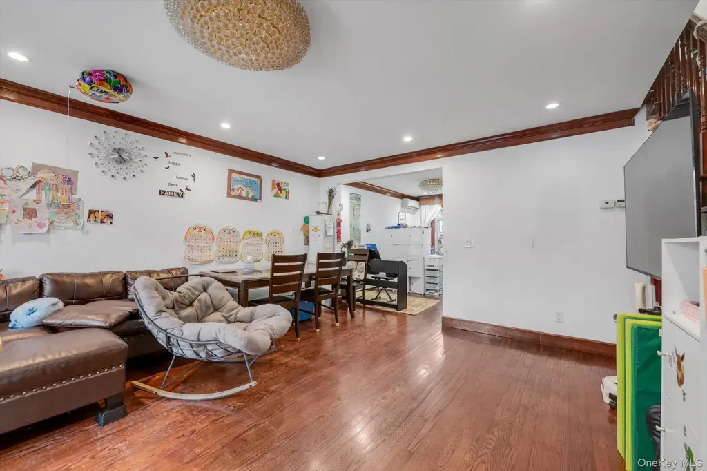 6906 Fresh Meadow Lane Fresh Meadows NY 11365