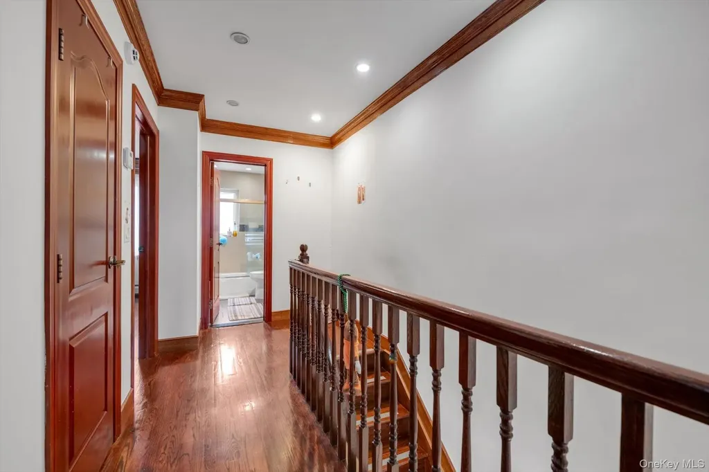 6906 Fresh Meadow Lane Fresh Meadows NY 11365