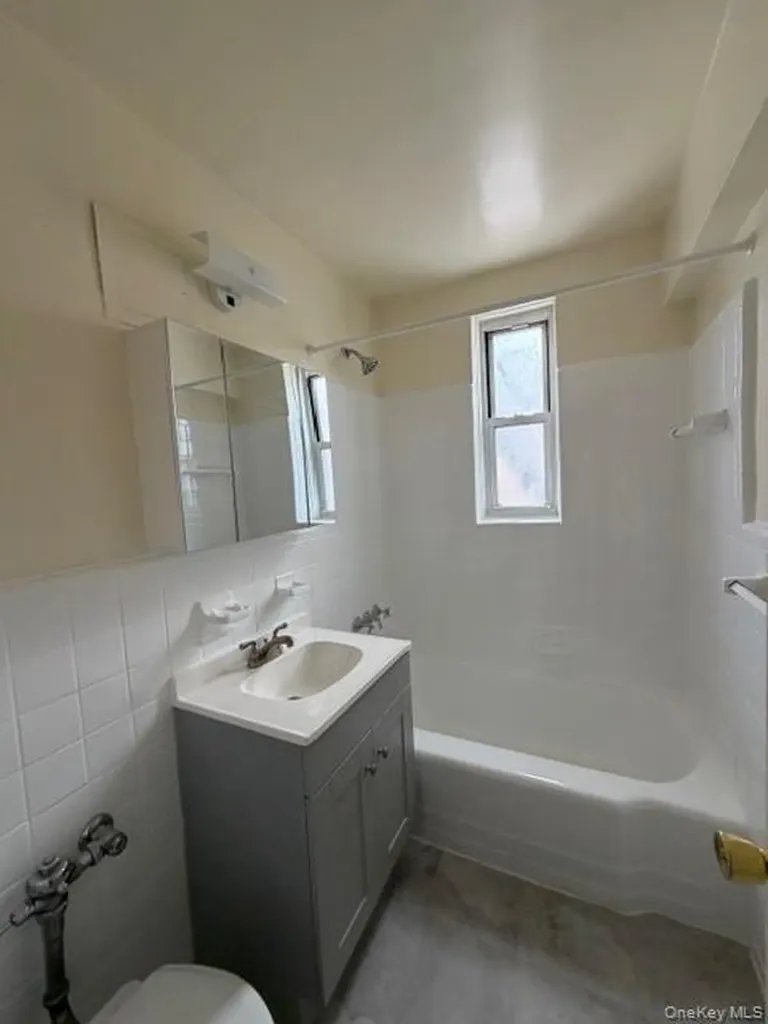 125 Bronx River Road Yonkers NY 10704