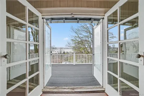 61 Fairview Avenue Tarrytown NY 10591