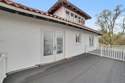 61 Fairview Avenue Tarrytown NY 10591
