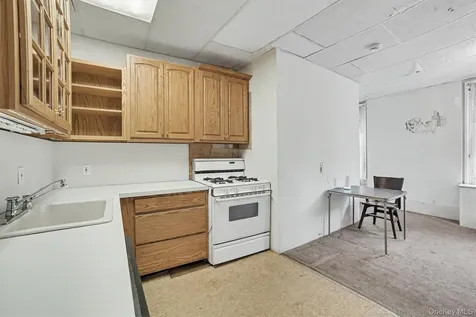 61 Fairview Avenue Tarrytown NY 10591