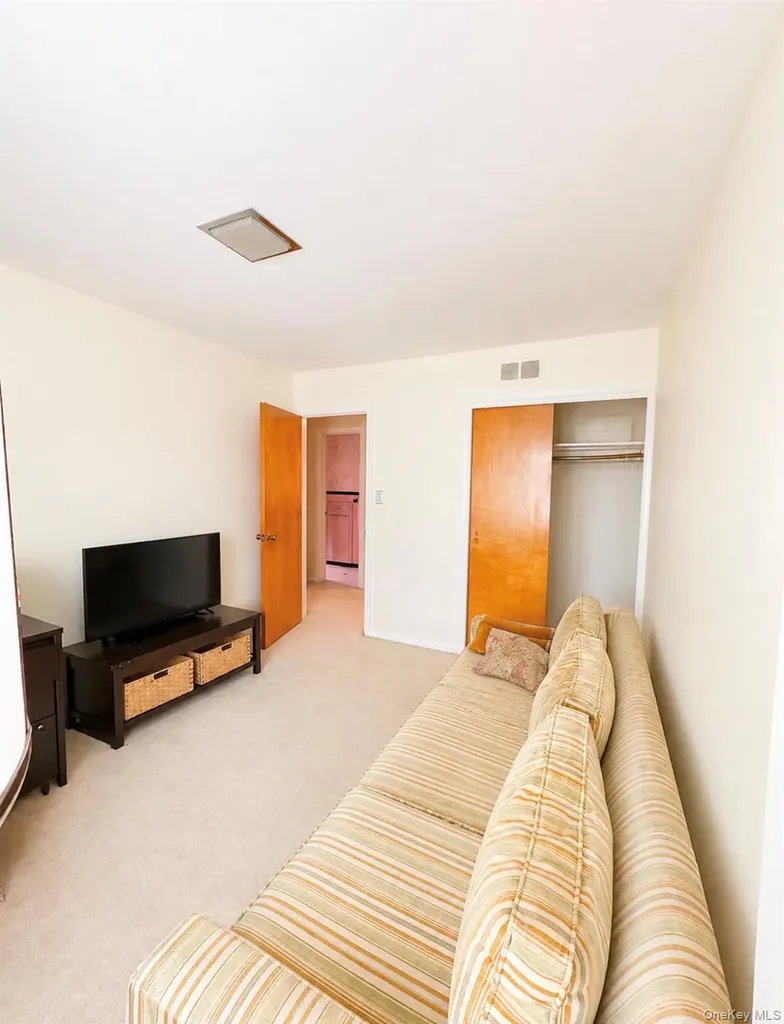 1209 Hempstead Avenue Malverne NY 11565