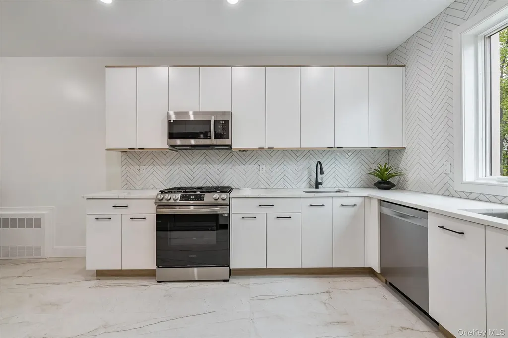 17 Union Road Spring Valley NY 10977