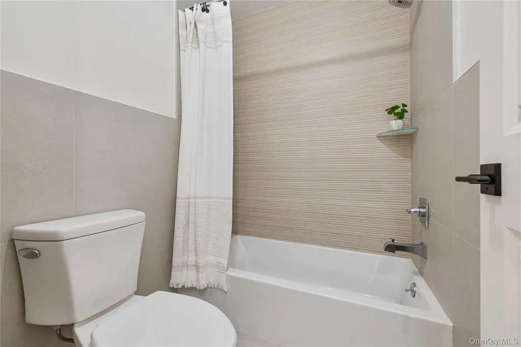 17 Union Road Spring Valley NY 10977