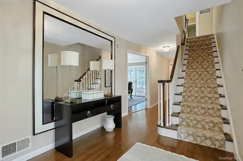 20 Cardinal Place Mount Kisco NY 10549